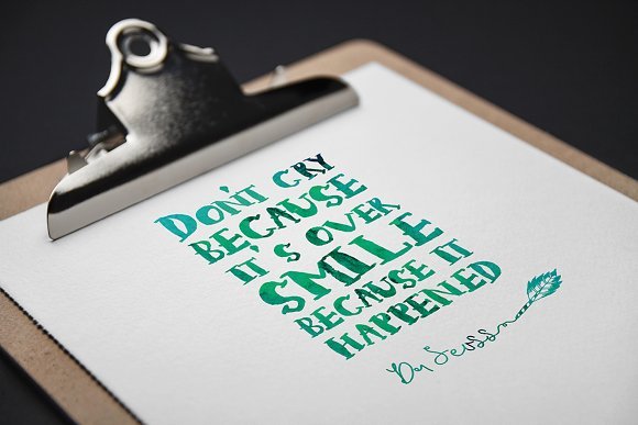 Juicy Brush Font - Featured Image